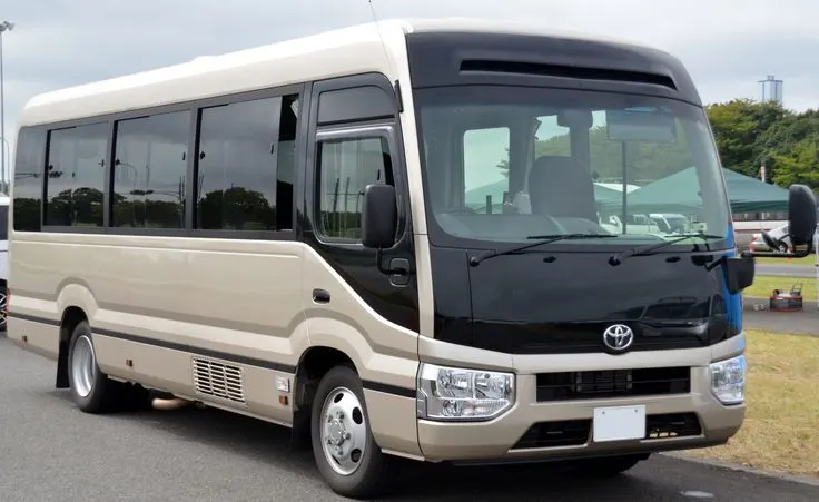 Toyota Coaster front